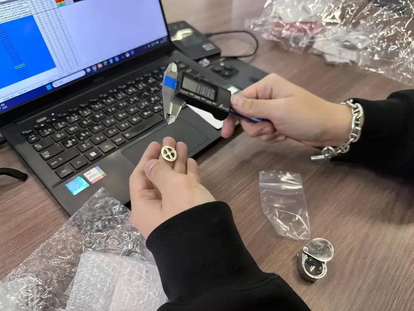 ▶【鑑定のプロへ】あなたの「目利き」が事業の信頼に。EC品質管理のスペシャリストのカバー写真