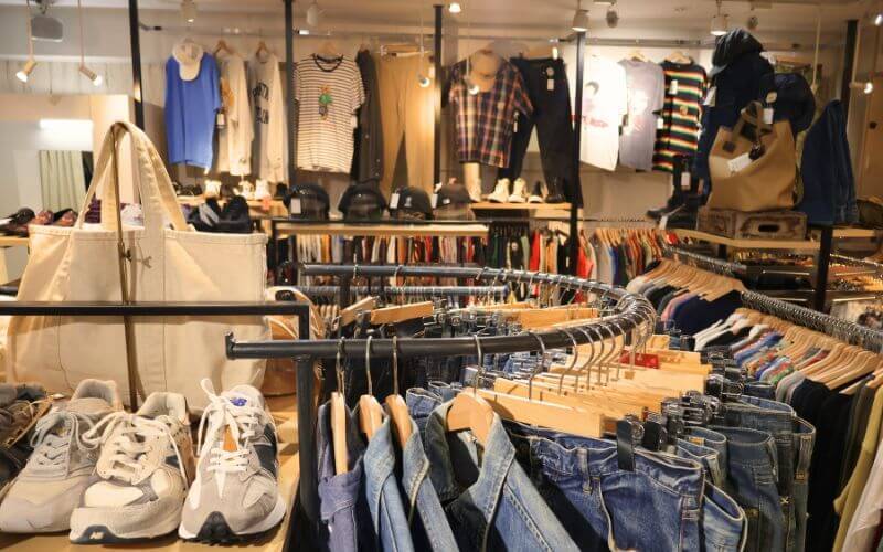 カインドオル 四ツ橋北堀江店  販売・買取スタッフ大募集（フルタイム）のカバー写真