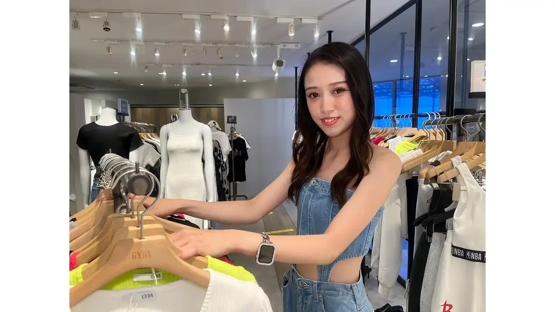 【社割50％・制服貸与】半期に一度昇格・昇給のチャンスあり！インセンティブ制度◎のカバー写真