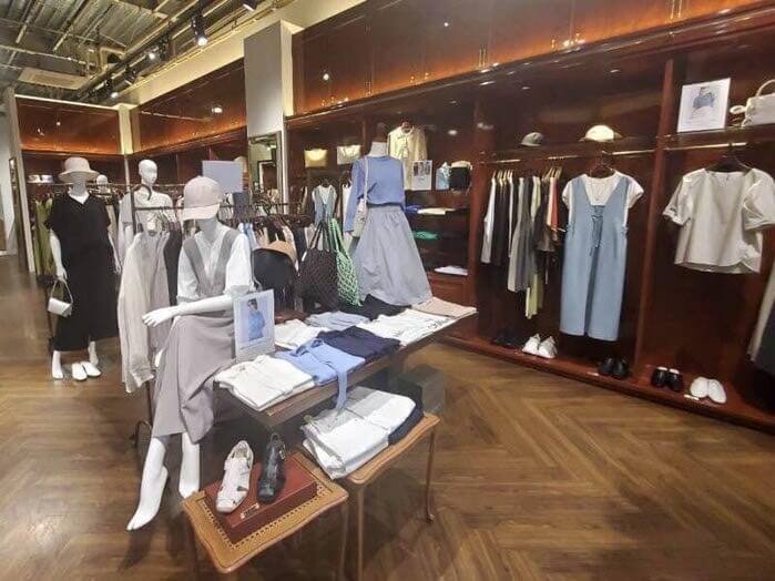 【販売｜アルバイト】NANO・UNIVERSEりんくう店｜未経験OK！のカバー写真