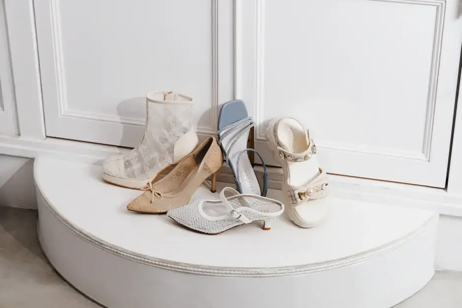 【卑弥呼】鶴屋熊本店 / 経験者採用 / シューズスタイリスト（販売職）のカバー写真