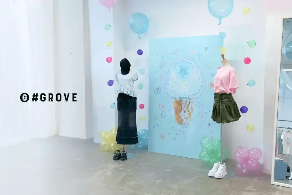 インフルエンサーやアーティストの“世界観”を、ブランドにする｜生産管理を募集のカバー写真