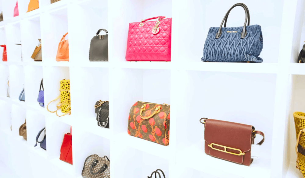 月インセンティブ有！Amore Vintage 表参道 販売スタッフ のカバー写真