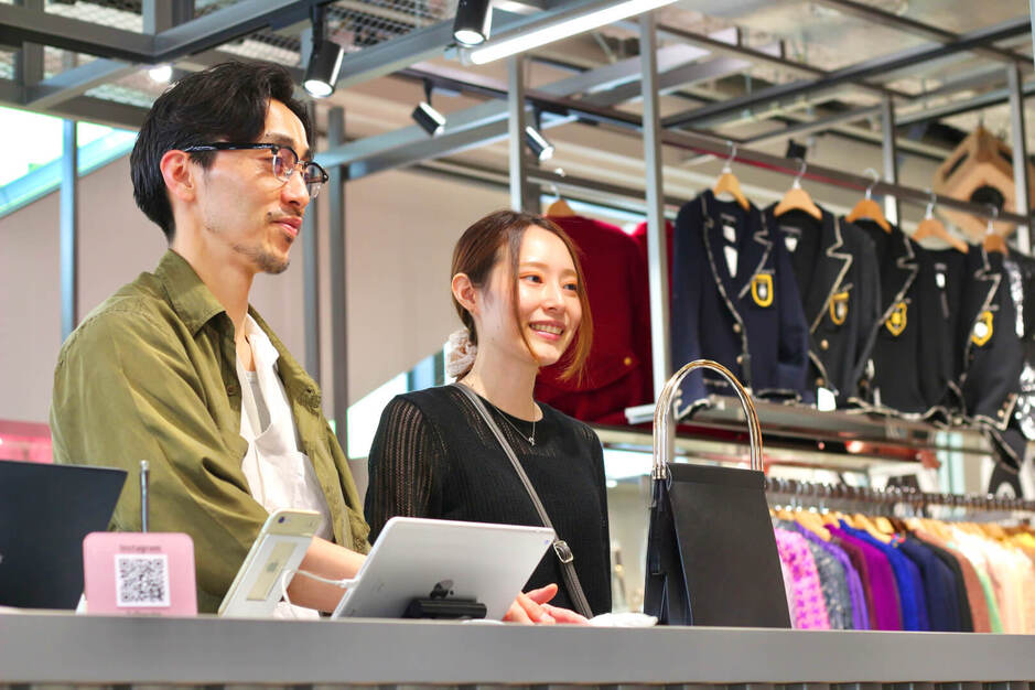 【販売買取渋谷】ブランドリユース販売および買取査定｜未経験でも鑑定士を目指せる！のカバー写真