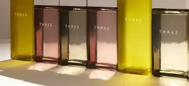 【THREE】オーガニックコスメ販売｜週4日～＆1日7h～｜制服あり◎御殿場のカバー写真